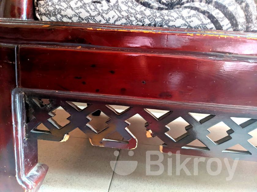 Sofa for sell in Dhanmondi Bikroy