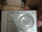 SONY CYBERSHOT W800 5x OPTICAL ZOOM (EXCELLENT CONDITION)