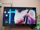 Sony Duble glass 32" Smart Led TV