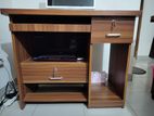 সোফা ২ টি, Reception Table ১টি, ৫ ফিটের টেবিল কম্পিউটা ১