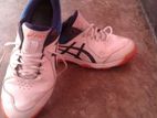 Sports shoe asics Gel peake cricket