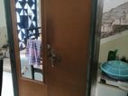 স্টিল আলমারি ভারী পুরোনো