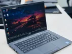 Stylish Business Series Laptop Dell Latitude 7400
