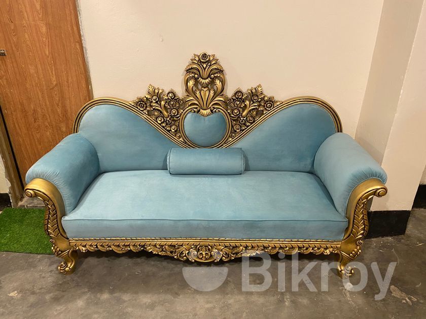 Stylish Victorian Divan Sofa Model DV67F for Sale in Gulshan Bikroy