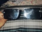 Sunglas sell