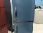 Super ariston frost fridge.