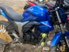 Suzuki Gixxer . 2019