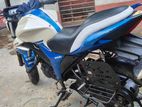 Suzuki Gixxer . 2015