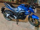 Suzuki Gixxer . 2016