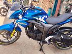 Suzuki Gixxer . 2016