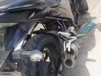 Suzuki Gixxer . 2016