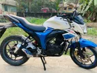 Suzuki Gixxer . 2016