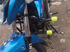 Suzuki Gixxer . 2017