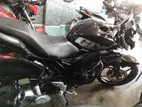 Suzuki Gixxer . 2017