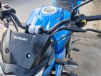 Suzuki Gixxer . 2019