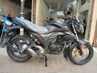 Suzuki Gixxer . 2023