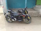 Suzuki Gixxer . 2023