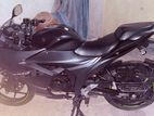 Suzuki Gixxer . 2024