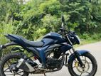 Suzuki Gixxer . 2025