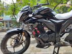 Suzuki Gixxer Black monotone 2022