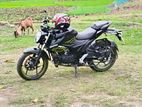 Suzuki Gixxer . 2025