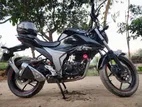 Suzuki Gixxer . 2021