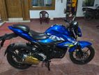 Suzuki Gixxer Fi Abs . 2023