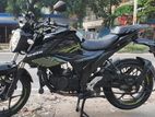 Suzuki Gixxer Fi DD almost new 2024