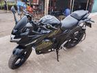 Suzuki Gixxer . 2020