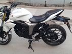 Suzuki Gixxer Monotone . 2016