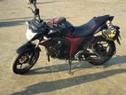 Suzuki Gixxer Monotone . 2017