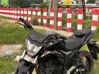Suzuki Gixxer Monotone . 2017
