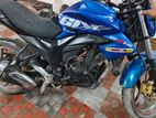 Suzuki Gixxer Monotone . 2017