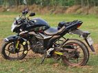 Suzuki Gixxer Monotone . 2017
