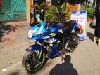 Suzuki Gixxer . 2016