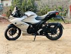 Suzuki Gixxer SF 2020 curb