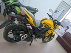 Suzuki Gixxer Yello 2025