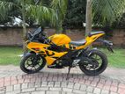 Suzuki GS150R . 2020