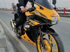 Suzuki GSX . 2021