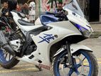 Suzuki GSX . 2020