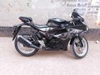 Suzuki GSX R150 ABS . 2021