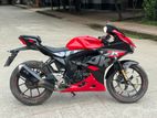 Suzuki GSX R150 ABS red 2021