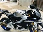 Yamaha R15 2022