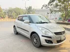 Suzuki Swift VX 2012