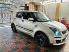 Suzuki Swift VXI 2011