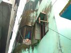 তিন তলা বাড়ি