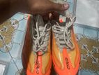 Sneaker for sale