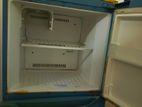 Frige for sell