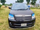 Toyota Noah x 2004