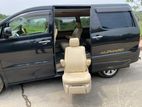 Toyota Alphard . 2005